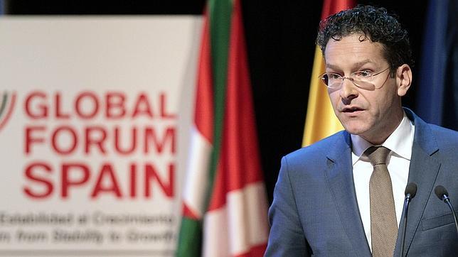 Dijsselbloem elogia la recuperación en España pero pide más reformas laborales y fiscales