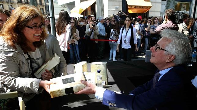 Los editores valoran Sant Jordi como «uno de los mejores de los últimos años»