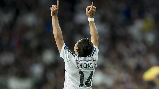 Chicharito, el debate de ser titular y fichar por el Real Madrid