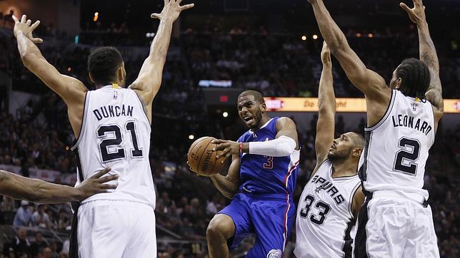 Chris Paul se reivindica ante los Spurs