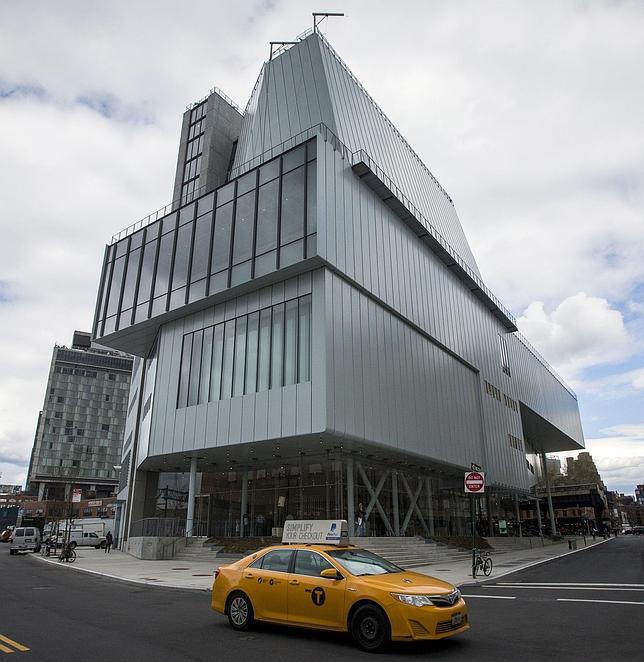 El Whitney se va a pescar turistas al río Hudson