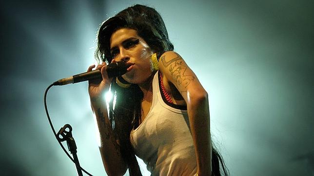 La familia de Amy Winehouse abomina el documental sobre su hija: «Estaría furiosa»