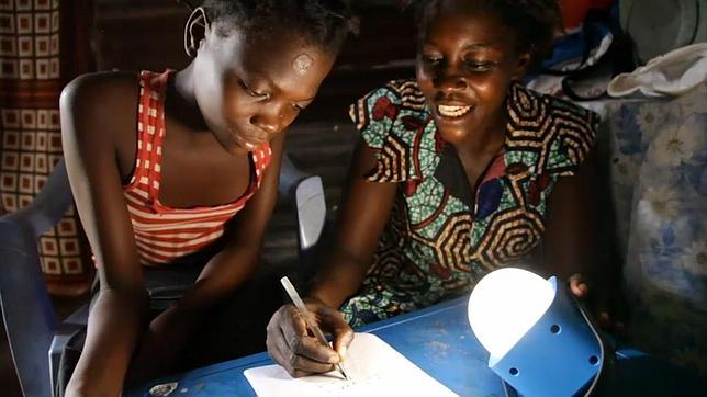 Año de la luz: La tecnología LED solar podría evitar la pobreza de la luz a 1.300 millones de personas en el mundo