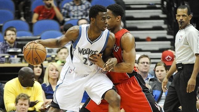 Andrew Wiggins, rookie del año por delante de Mirotic