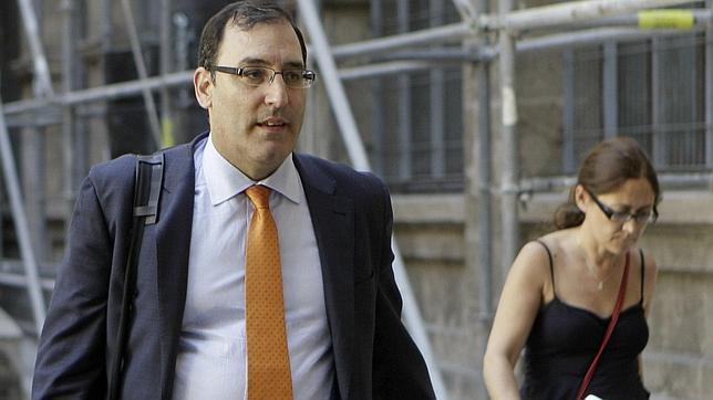 El juez Velasco compara a una testigo con la Infanta: «No empiece como ella, que no se entera»