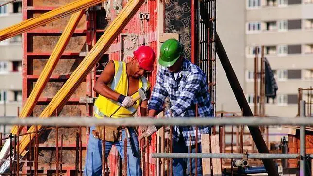 La construcción, uno de los motores de la economía nacional, ya da síntomas de recuperación