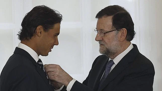 Rajoy entrega la Medalla de Oro a Nadal, hoy en La Moncloa