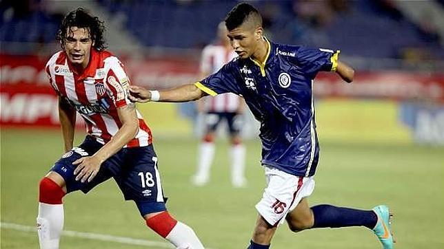 Futbolistas que llegaron a la élite siendo mancos