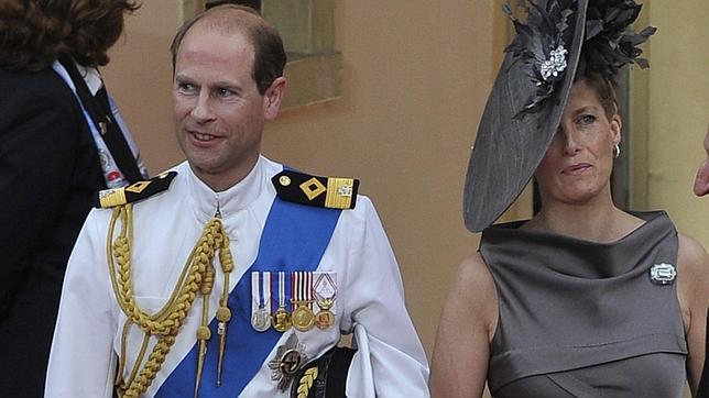 Los conde de Wessex, Eduardo de Inglaterra y su esposa Sofía