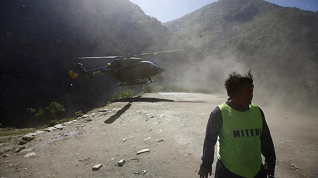 La cifra de muertos por el terremoto de Nepal sobrepasa ya las 7.000 personas