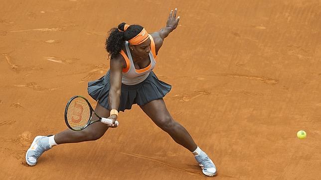 Serena Williams empieza arrasando