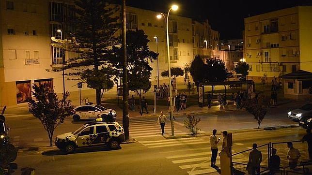 Momento en el que llegó la Policía al lugar de la concentración, ya dispersada