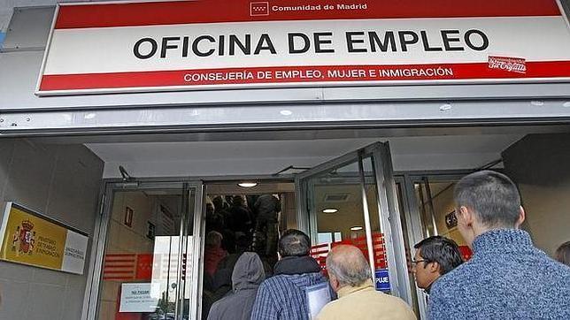 Desmontando el paro de abril: diez datos sobre la recuperación del empleo