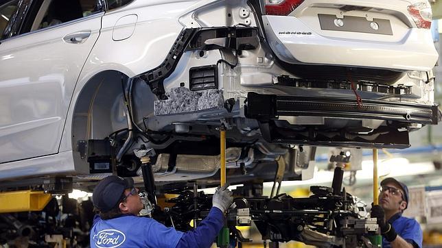 El sector del automóvil aumenta su inversión en I+D+I un 15,3% en 2014