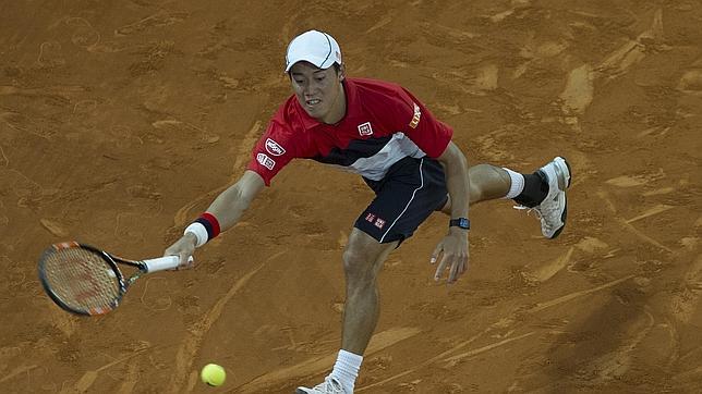 Nishikori atropella a Ferrer