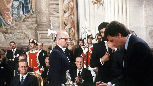 Firma del tratado de unión de España y Portugal, en el Palacio Real de Madrid