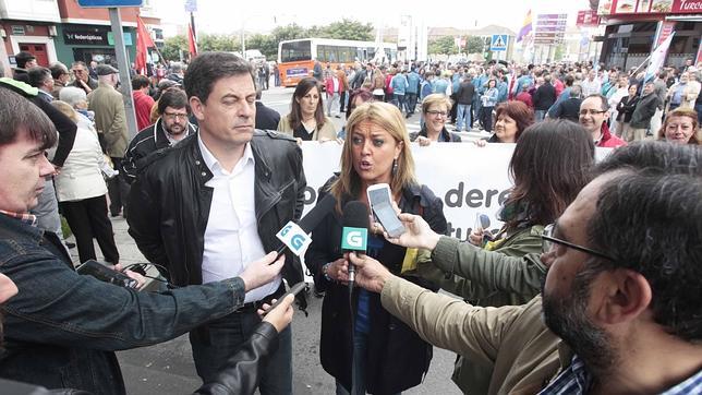 La izquierda gallega sale a la calle y agita la campaña en Ferrol