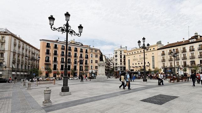 La Plaza de Isabel II o de la Ópera