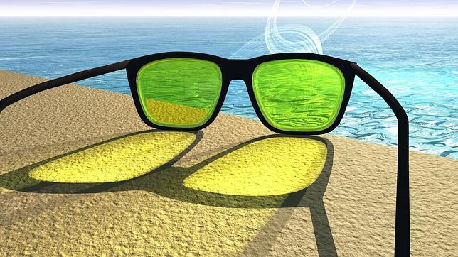 Gafas de sol: el color de la lente sí importa