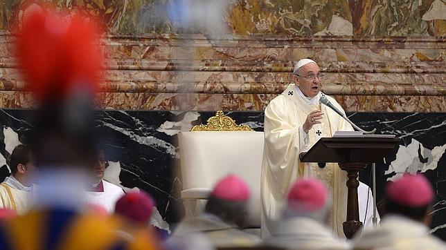 El Papa Francisco pide más actividad de Cáritas en las parroquias