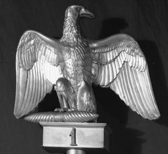 Águila napoleónica robada en 1990. El delito ha prescrito en este 2015