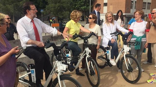 Rajoy, en bici por Madrid Río