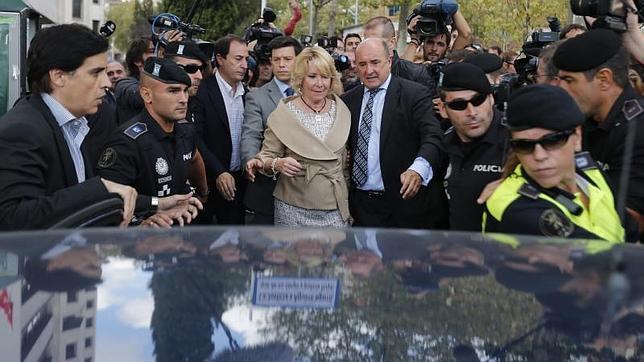 Esperanza Aguirre, a su llegada a los juzgados de plaza Castilla tras ser imputada por el incidente de tráfico