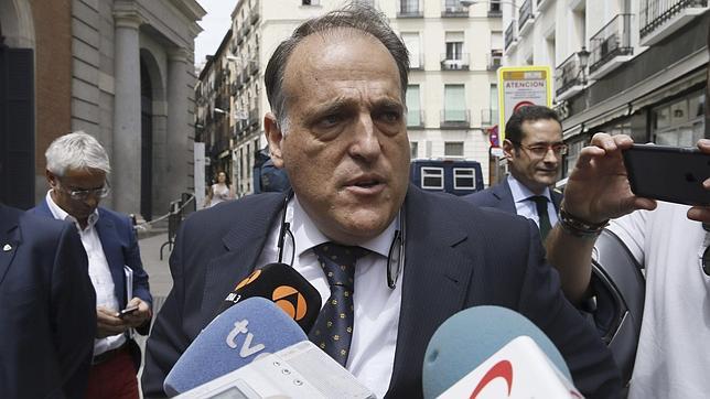 Tebas: «El presidente de la Federación sobra»