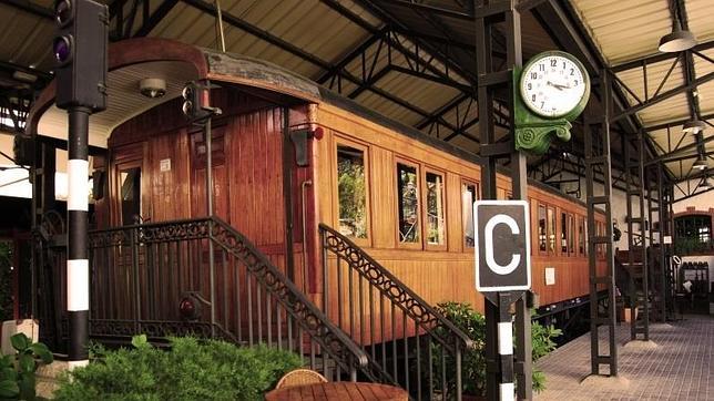 Su propietario tuvo la idea en 1987 para rememorar los antigúos coches-restaurantes