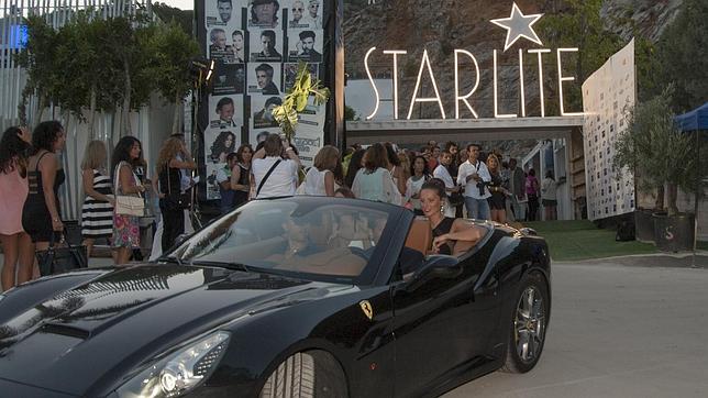 El festival Starlite de Marbella busca personal: camareros, promotores, azafatas...