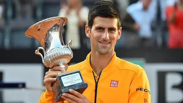 Djokovic, con su título