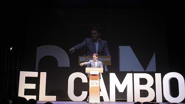 Rivera pide para Ciudadanos el voto útil del cambio