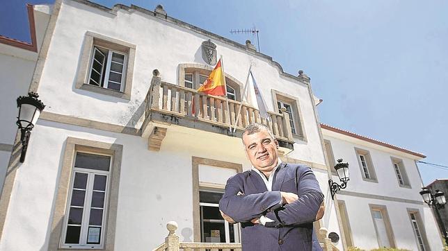 El alcalde de Oza-Cesures, Pablo González