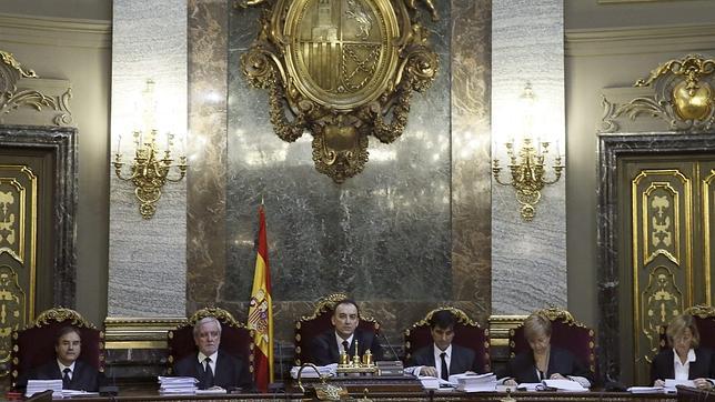 Un fiscal subraya la «tolerancia política» de España: «Hay partidos que no justifican la violencia, pero tampoco la combaten»