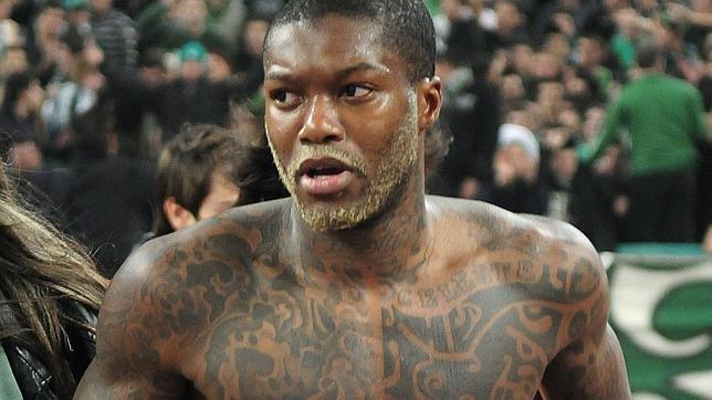 Djibril Cissé, fútbol y tatuajes