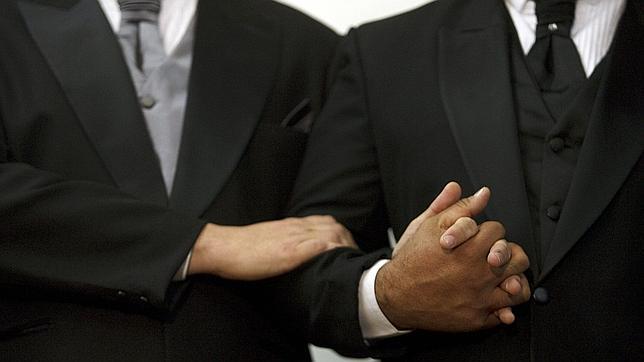 Los irlandeses deciden en referéndum si autorizan el matrimonio gay