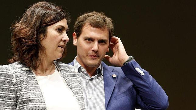 Ciudadanos solo amarra la mitad del voto que pierde el PP en Aragón