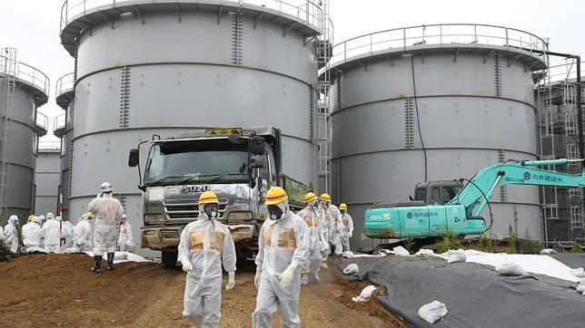 Fukushima depura las 620.000 toneladas de agua contaminada y almacenada