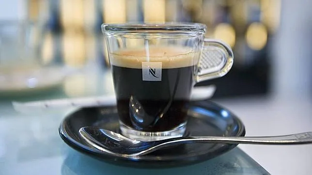 Cafés que despiertan hasta la inspiración  Diseño de la taza de café,  Diseño de café, Vaso de cafe