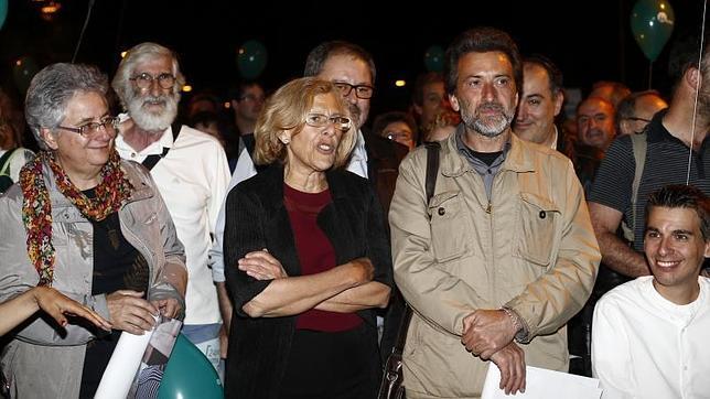 Manuela Carmena y Mauricio Valiente durante el incio de camapaña electoral de Ahora Madrid