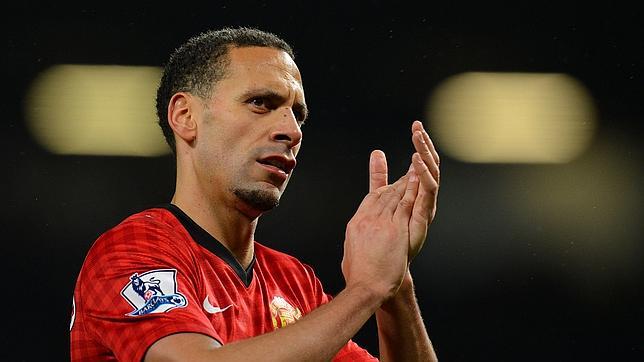 Rio Ferdinand dice adiós al fútbol profesional