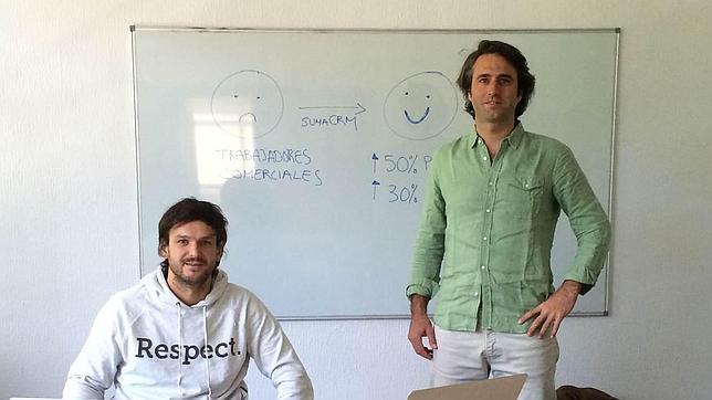 Emprendedores que enseñan a facturar 100.000 euros al mes