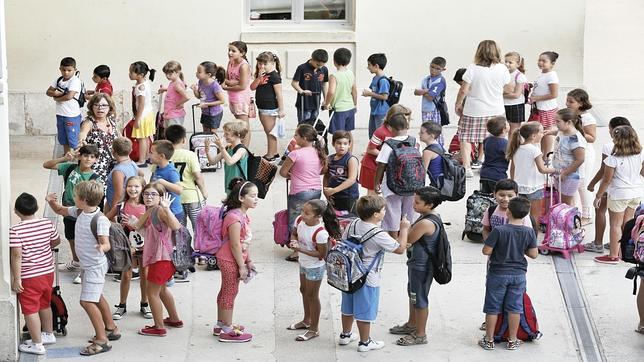 Imagen del primer día del curso 2014-2015 en un colegio de Valencia