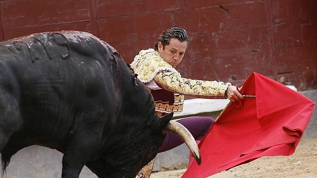 San Isidro: cuadris para Encabo, Robleño y Aguilar, toro a toro