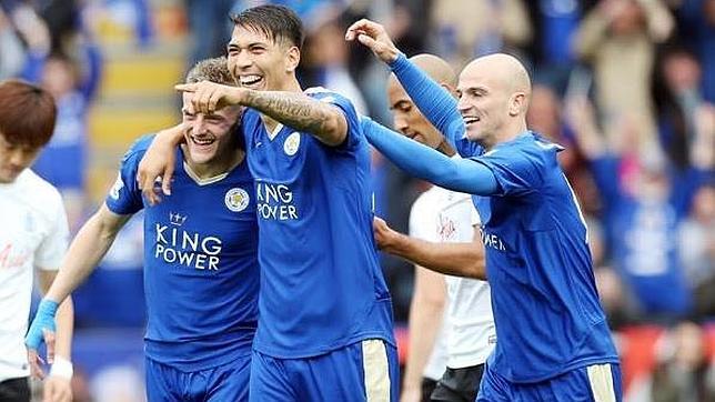 Tres jugadores del Leicester protagonizan una orgía sexual en Tailandia