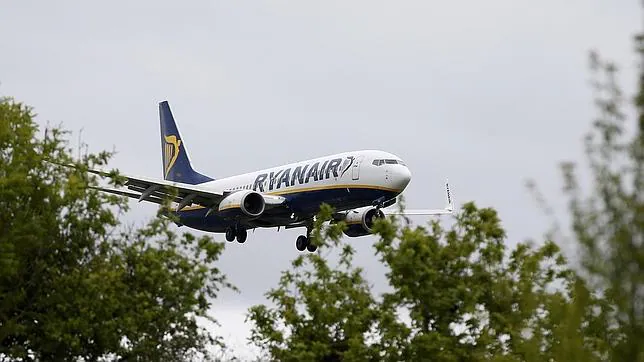 El comité de huelga denuncia a Ryanair por volar con equipajes sin etiquetar