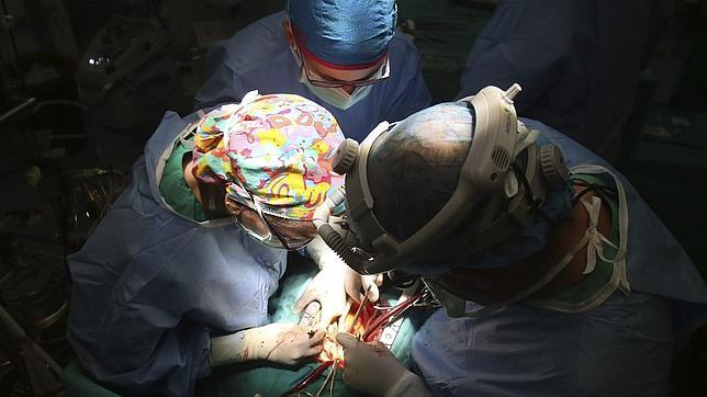 Una operación de trasplante de corazón