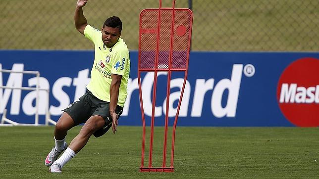 Casemiro, primer refuerzo de Benítez