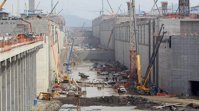 Vista general de las obras de ampliación del Canal de Panamá