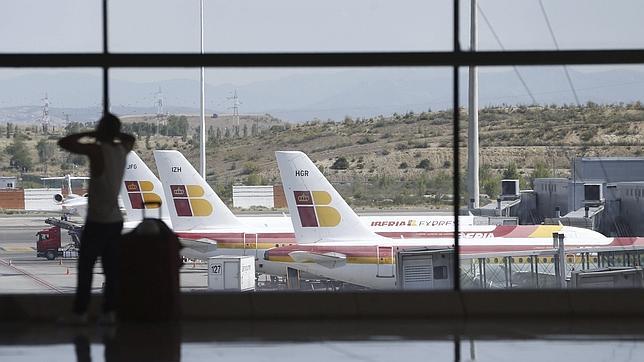 Un fallo informático inutiliza las pantallas de información en el aeropuerto de Barajas